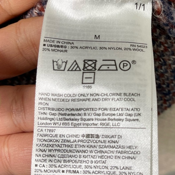 Banana Republic Red Plaid Alpaca Wool Fuzzy V neck Oversized Sweater Sz M Preppy - Picture 7 of 8